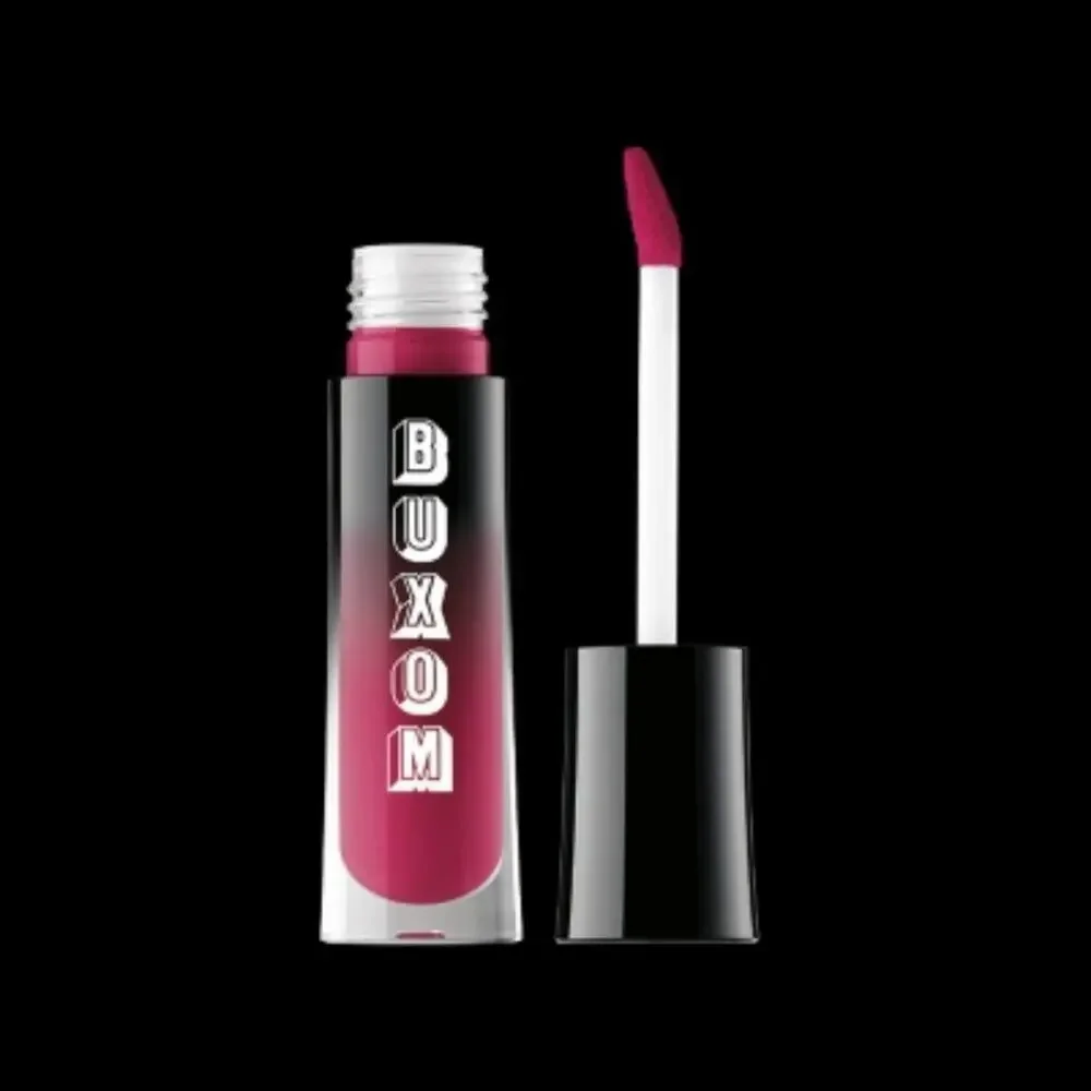 Buxom plumping lightweight